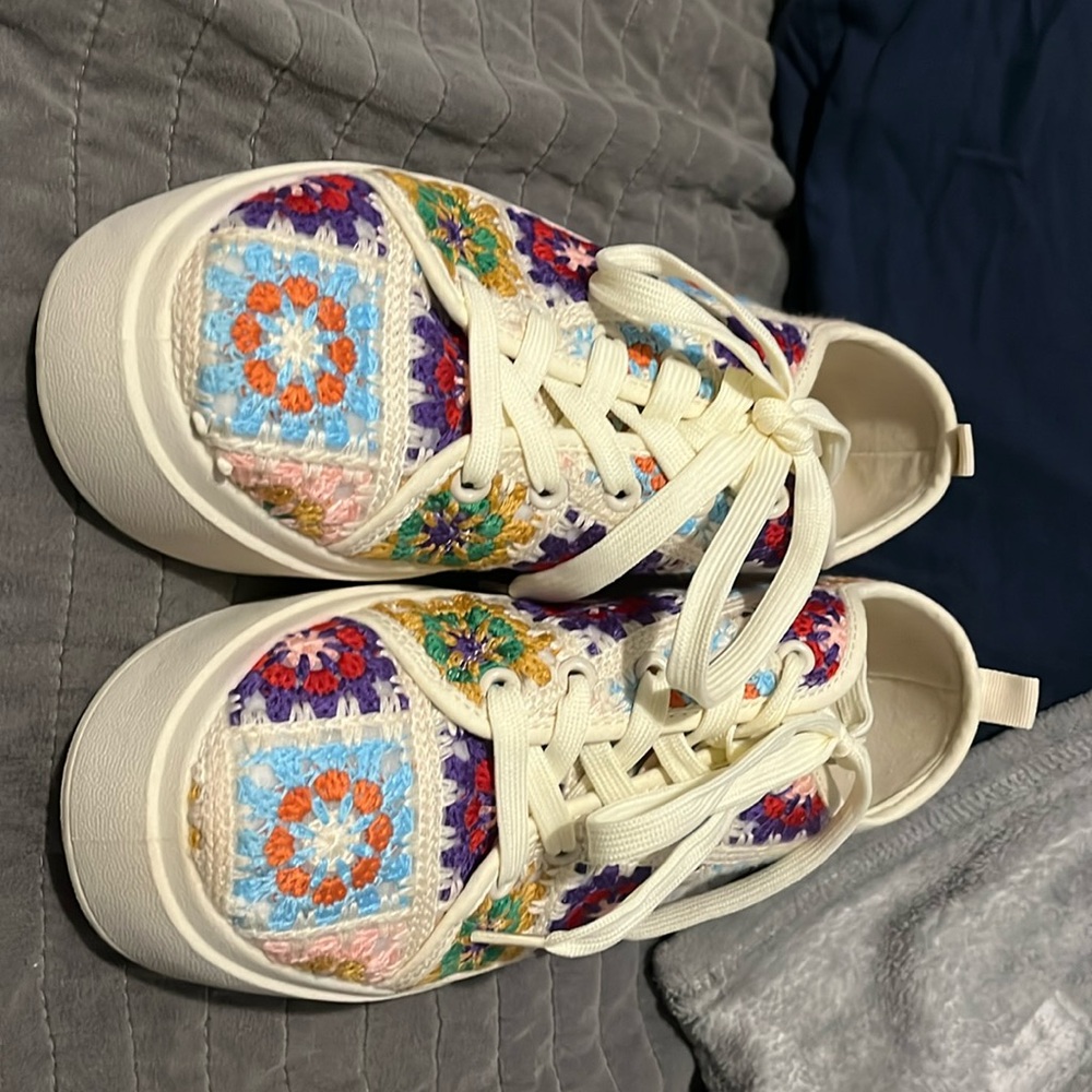 Dirty Laundry platform crocheted sneakers